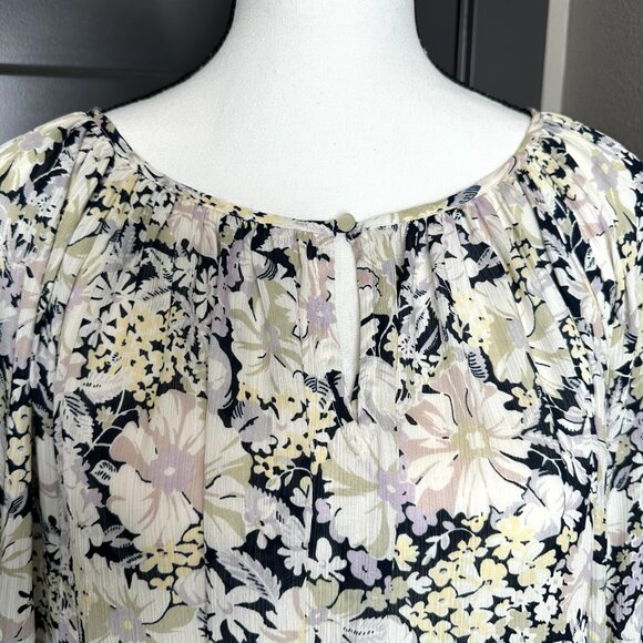 Women's Plus Size 2X Chaps Sheer Blouse Rounded Neck With A Keyhole Opening - Picture 2 of 8